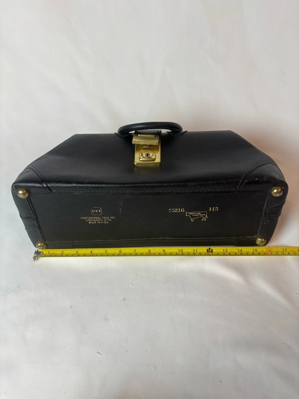Vintage PCI Professional Case Inc. No. 25216 Black Pebbled Leather Doctor Bag
